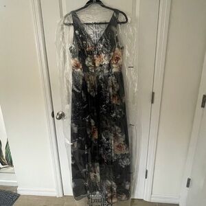 Ignite Evenings Formal Maxi Dress Purple Floral V-Neck